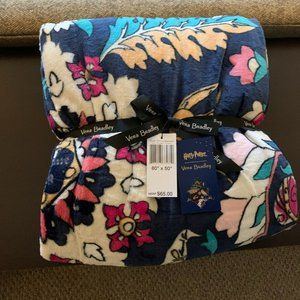 NWT Vera Bradley Home to Hogwarts Throw Blanket